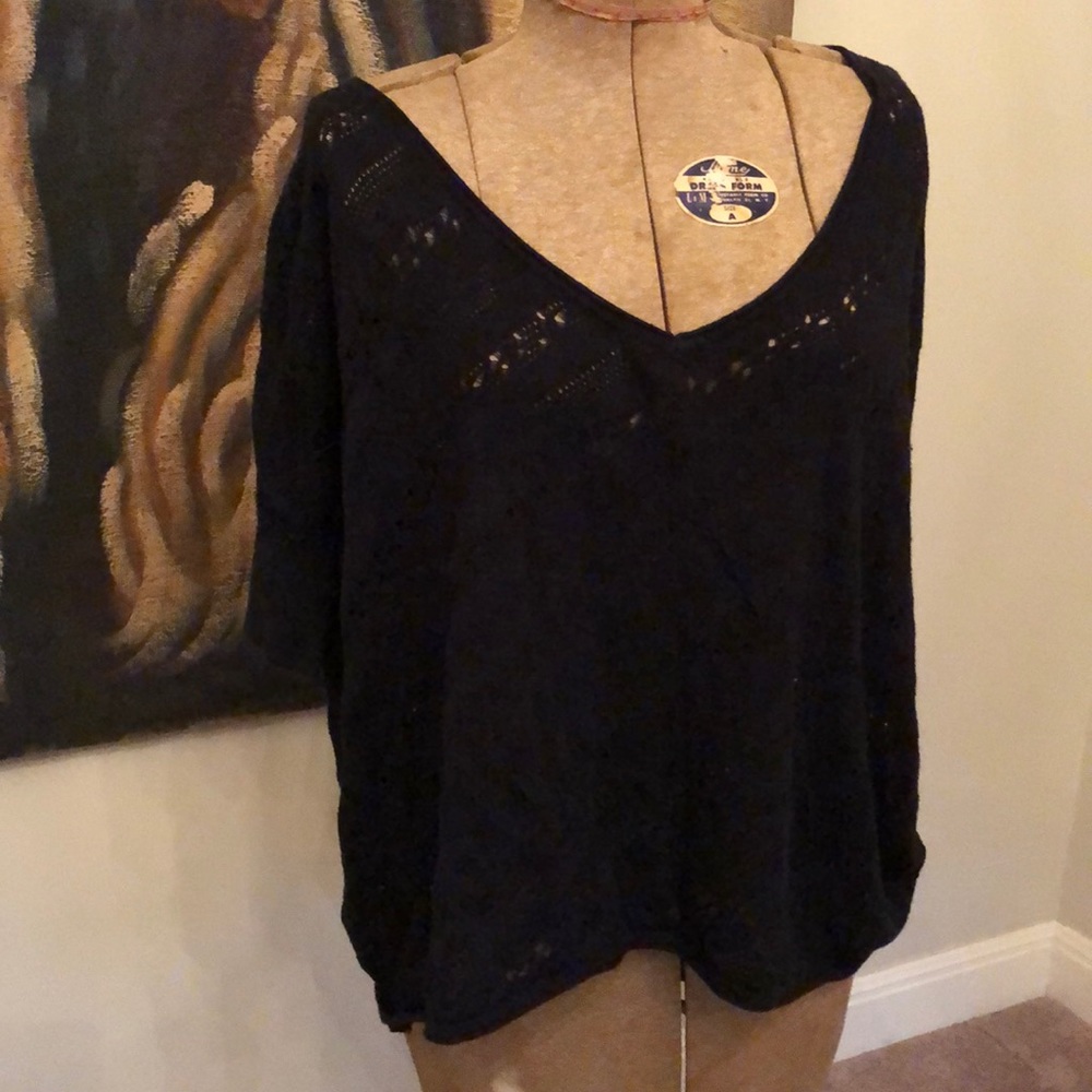 Top - Picture 2 of 2